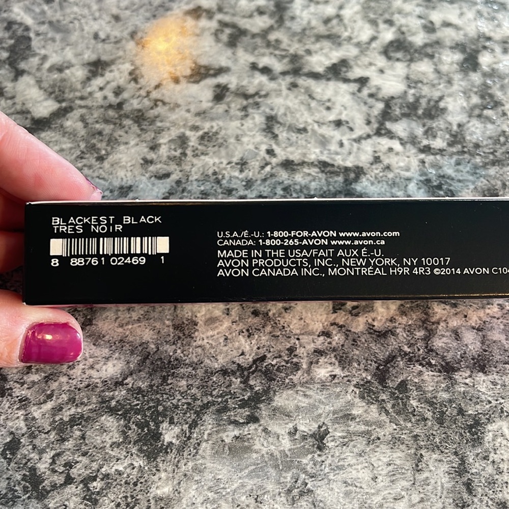 Mascara - Picture 4 of 4